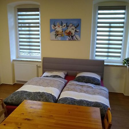 Ferienwohnung Schleich Starkenberg エクステリア 写真